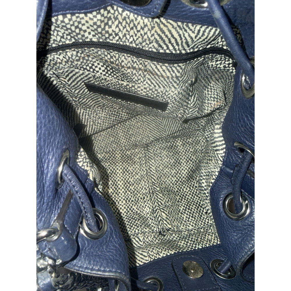 Rebecca Minkoff Lexi Convertible Bucket bag crossbody - Picture 16 of 16